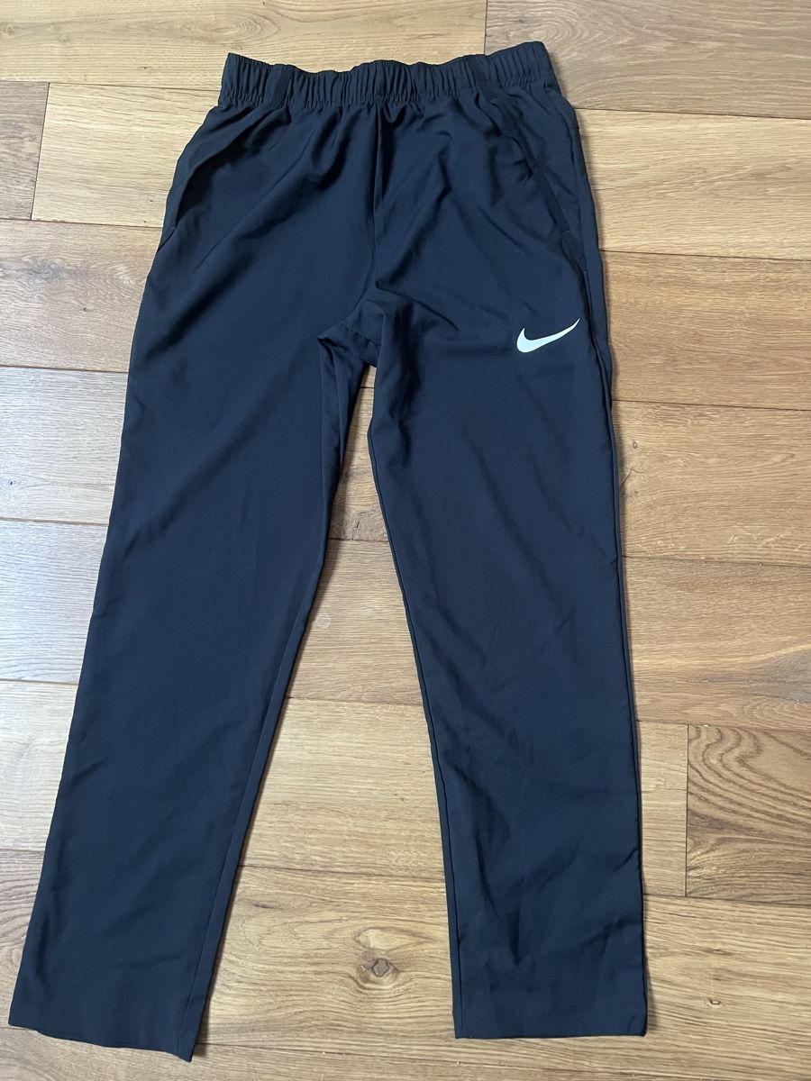 Pantaloni: Jogging-Hose Nike – Usato da Stettlen venduto da t.rentsch