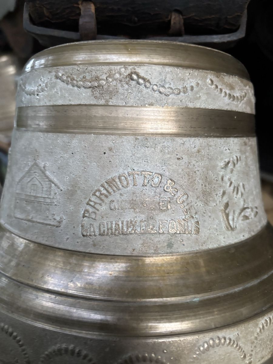 Campanacci mucche: Barinotto Überton. – Usato da Schangnau venduto da Roseggli82 5