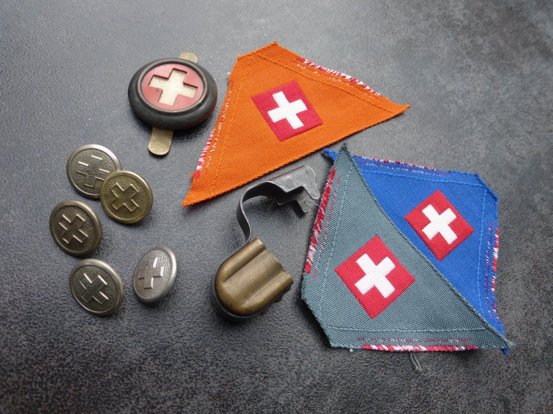 Armée suisse Uniformes: Lot altes Schweizer Armee Material – D'occasion à Rüthi (Rheintal) par Schmidtrubin1 2