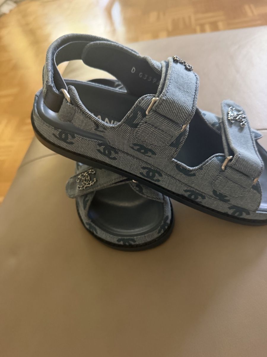 Chanel Scarpe da donna: Chanel Dad Sandals 39 – Nuovo (secondo la descrizione) da Arbon venduto da LadyGSx 1