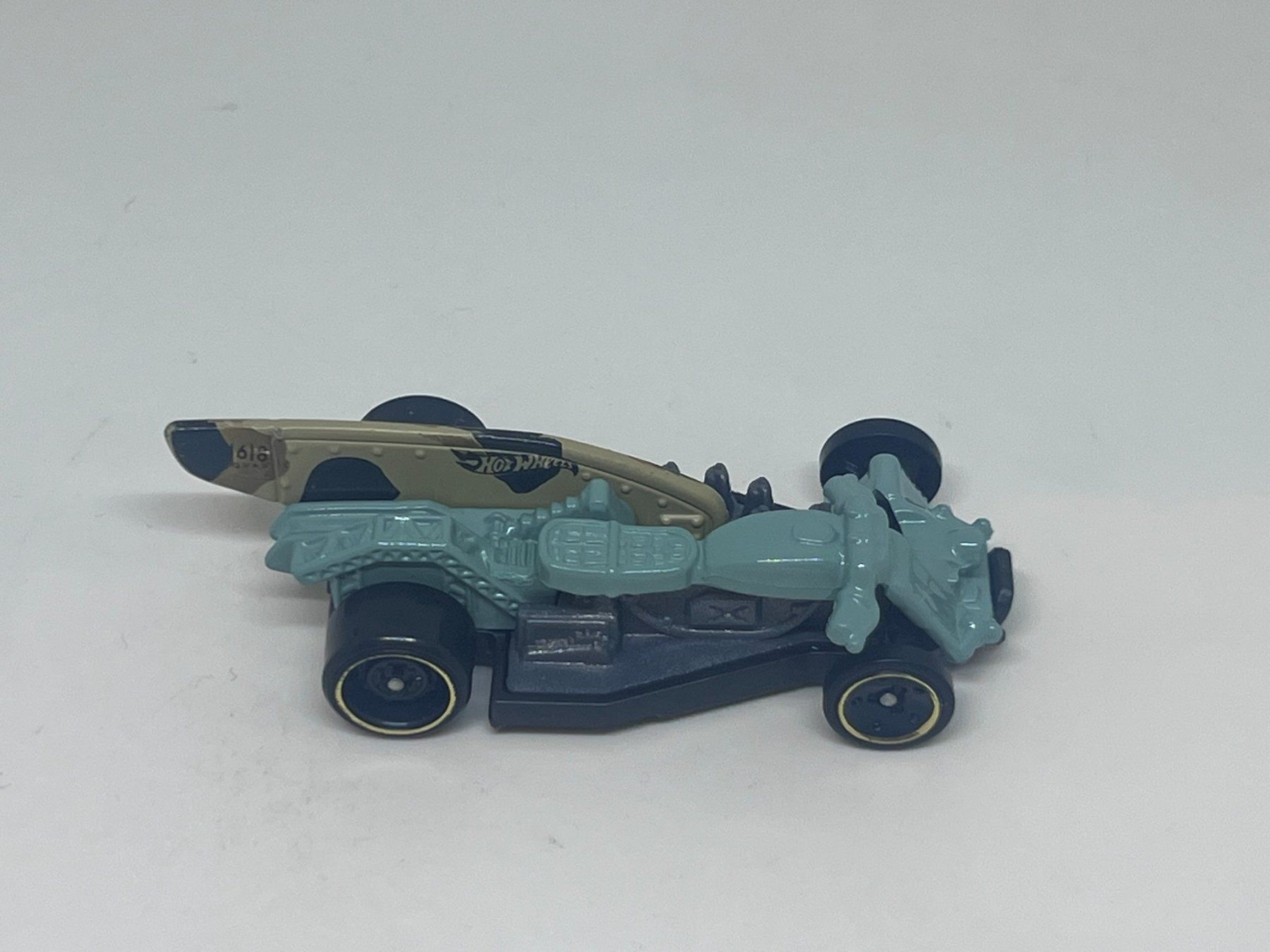 Hot Wheels Modellini d'auto: Hot Wheels Moto Wing #9 – Usato da Wildegg venduto da LaaBoutique 1