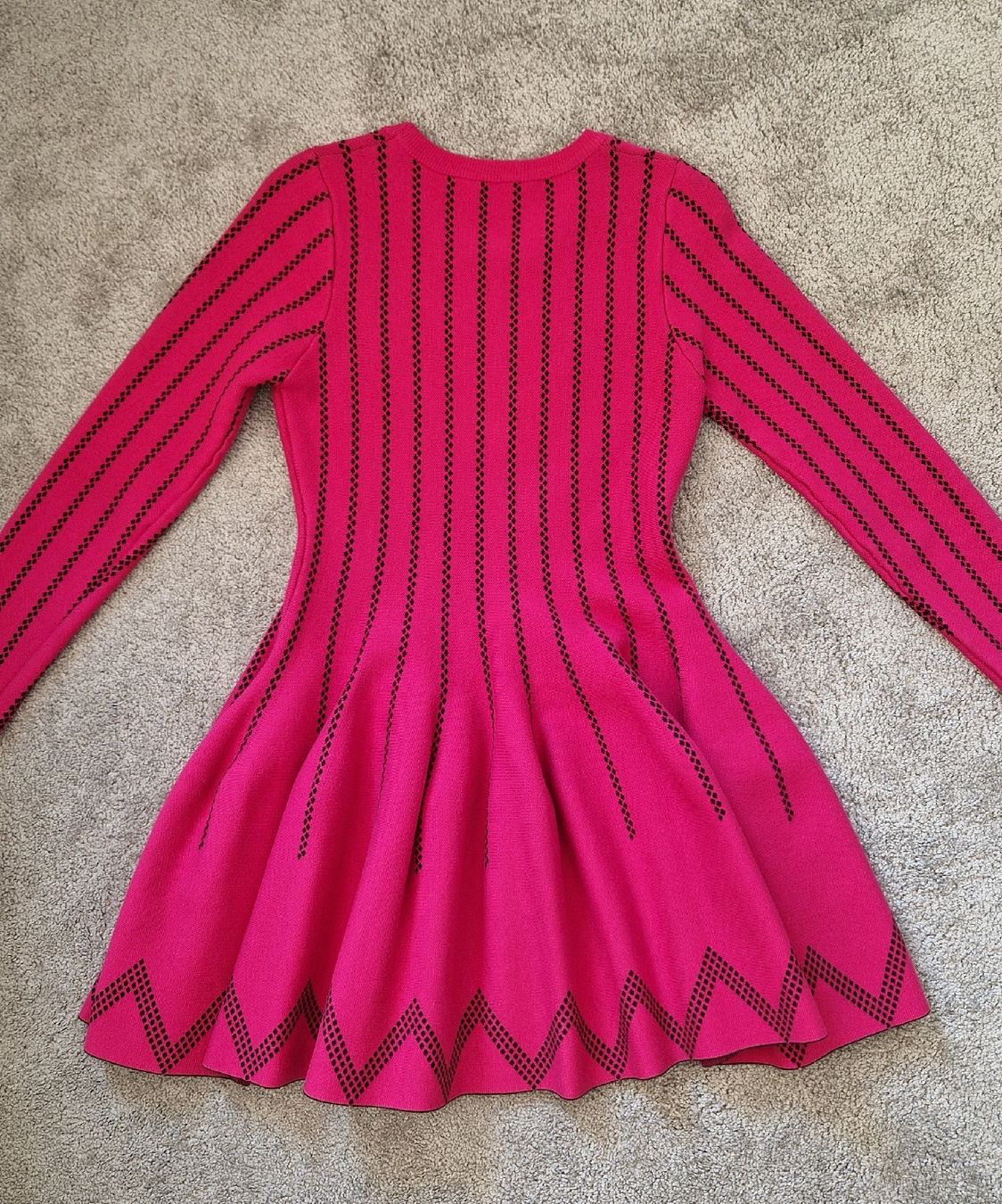 Kleider: Baby doll Schickes Kleid warm S – Gebraucht aus Zug von opo_cy5d 4