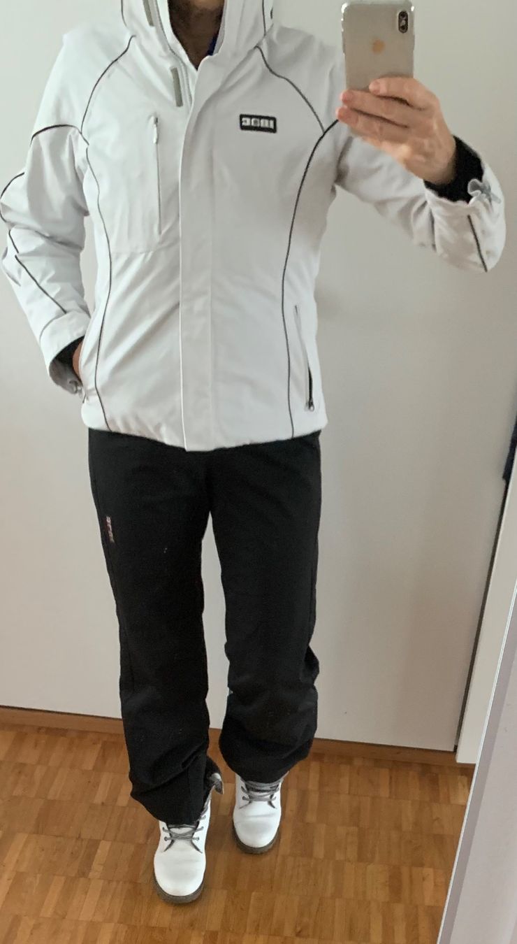 Completi & Tailleur: SKI Anzug – Usato da Adliswil venduto da Jessik0 1