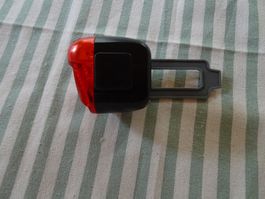 NEUES Fahrrad Rücklicht rot batteriebetrieb - 260524