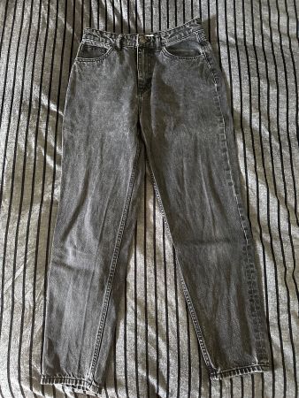 Bershka Mom Jeans, Denim, Gr. 36, Top Zustand