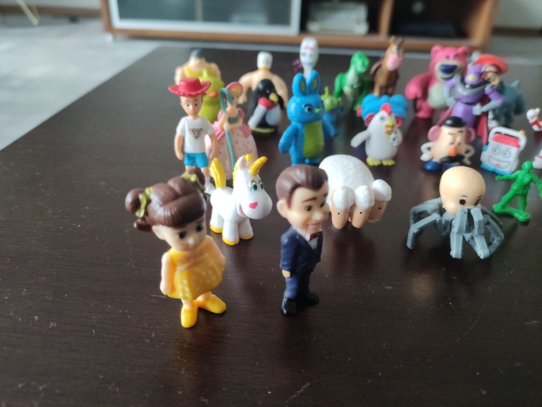 Statuette: 36 figurines de Toy Story – Nuovo (secondo la descrizione) da YVERDON-LES-BAINS venduto da Tony-no 1