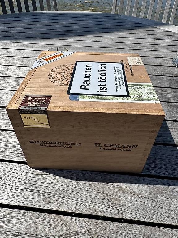 Zigarren: H. Upmann Connossieur No. 2 Zigarren – Gebraucht aus kreuzlingen von hel_v9zj 3