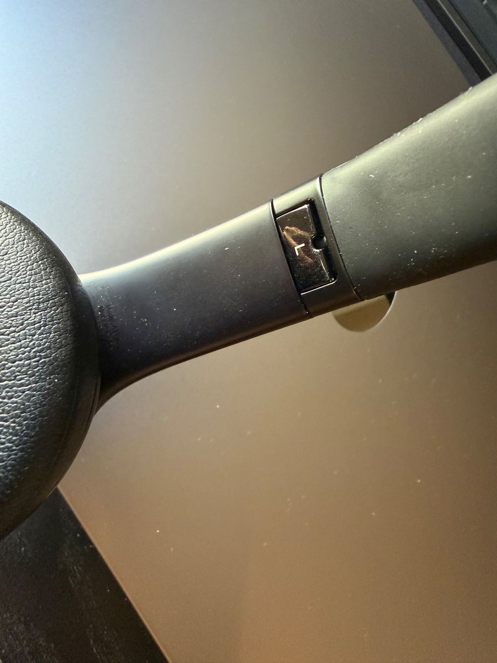 Beats Kopfhörer: Beats Solo3 Wireless Kopfhörer inkl. Case – Neu (gemäss Beschreibung) aus Zürich von Fuentes 3