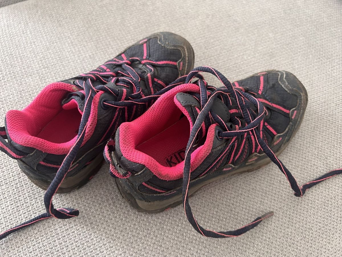 Scarpe per ragazze: Wanderschuhe Grösse 31 – Usato da Thun venduto da Siladi 1