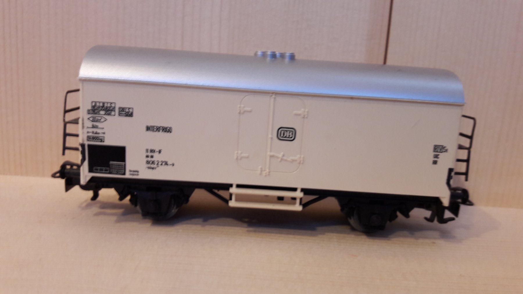 Märklin Modelleisenbahnen: Märklin HO AC : DB wagon frigo "Ichqrs" – Gebraucht aus Buttes von Cafe2005 2