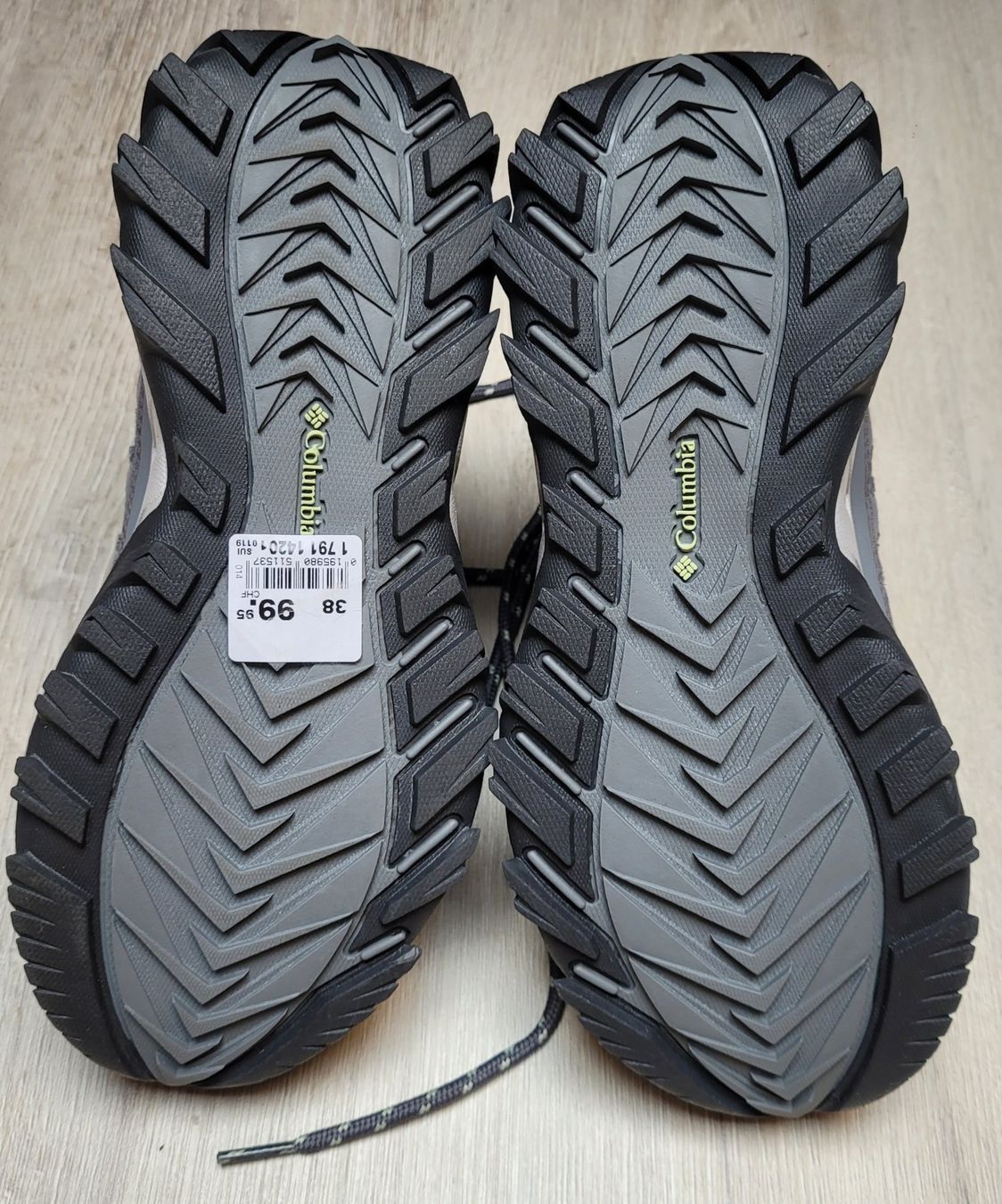 Columbia Scarpe da donna: Columbia Wanderschuhe, Grau, Gr. 38, Neu – Nuovo e nell'imballaggio originale da Münchenstein venduto da sun_mx9b 4