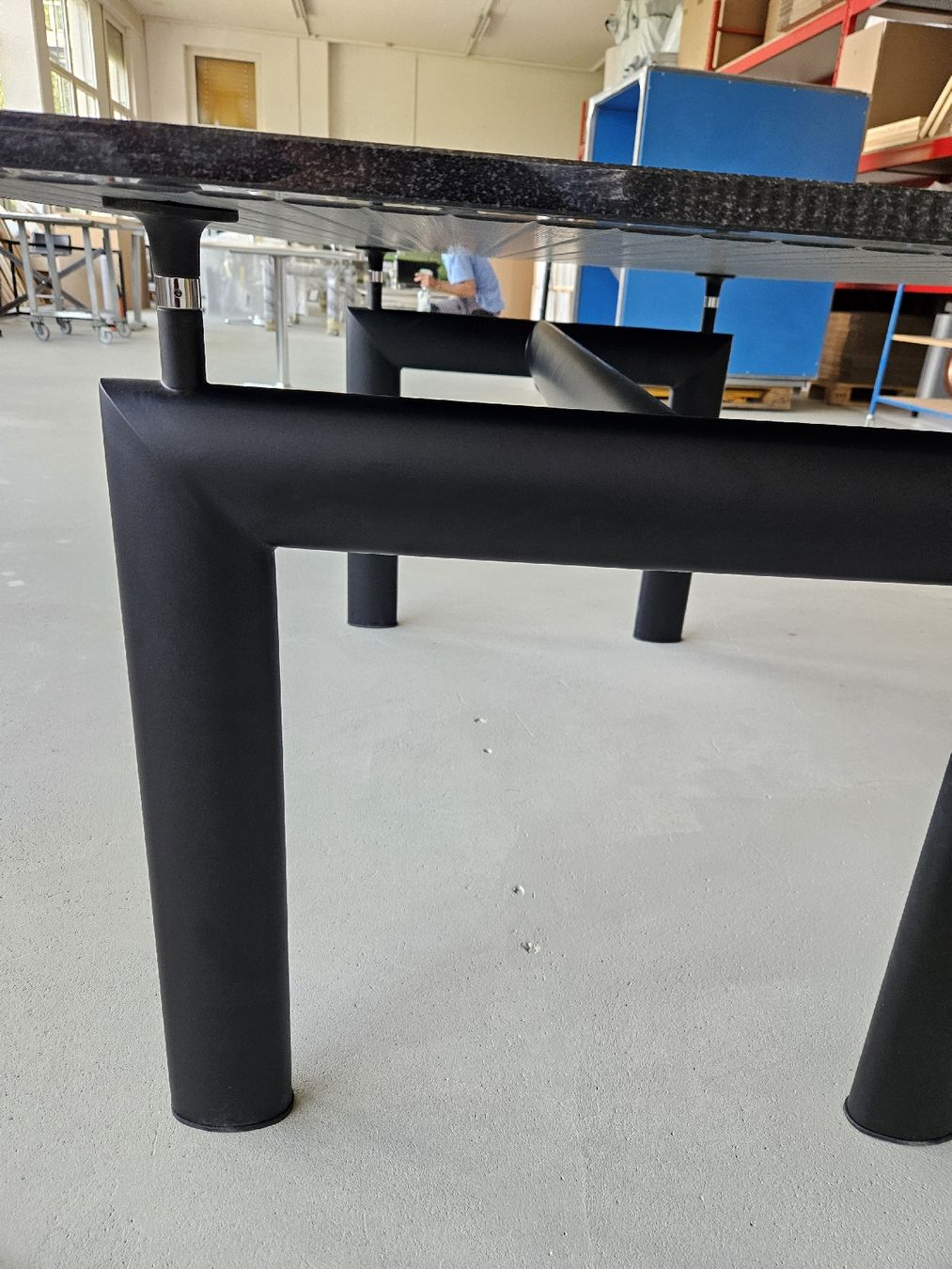 Tische: Tisch mit Grant plate  – Neu (gemäss Beschreibung) aus Regensdorf von Zem003 2