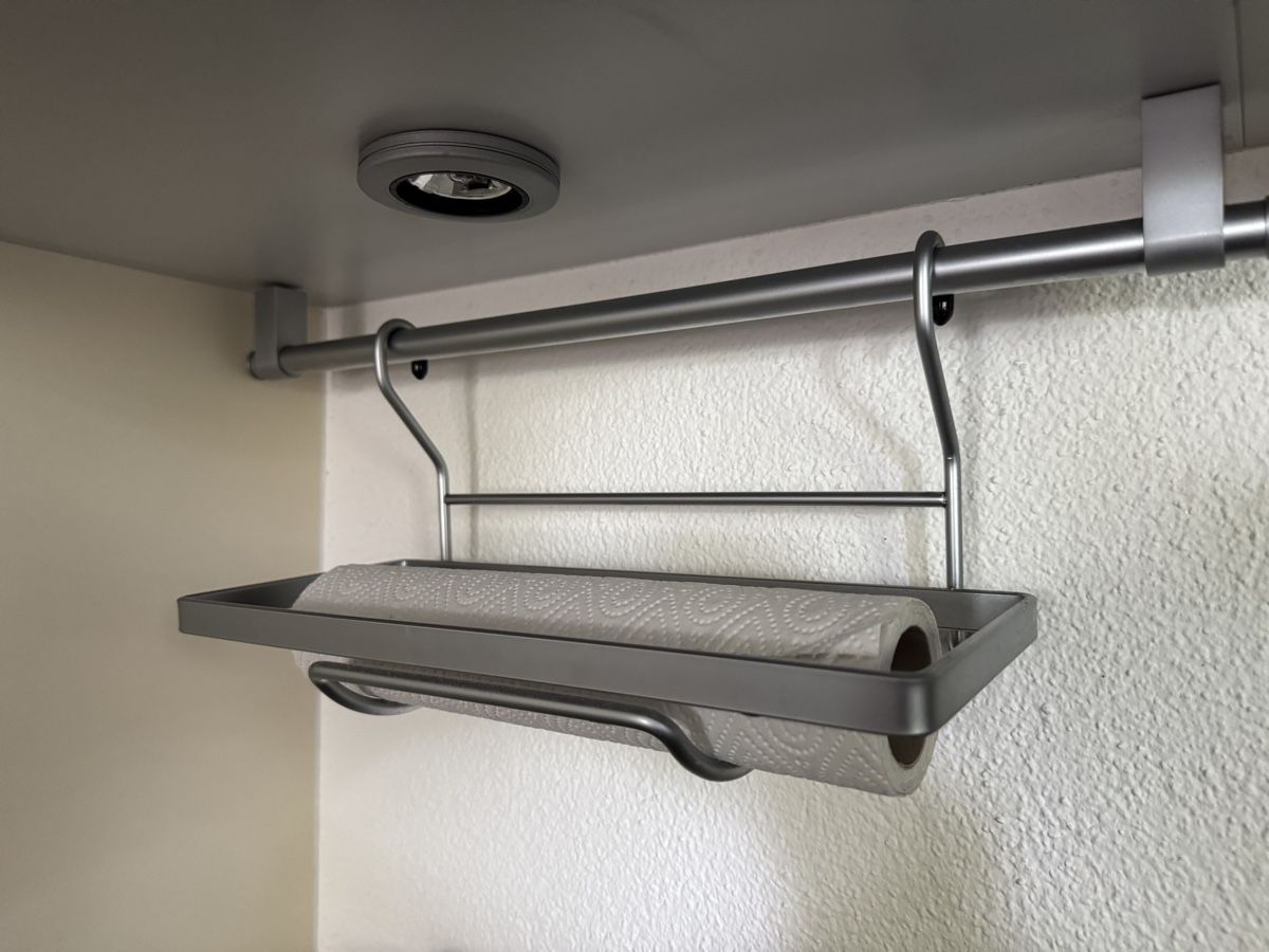 Appareils de cuisine: Papierrollenhalter Metall – D'occasion à Rothenburg par sar_vgd7 1