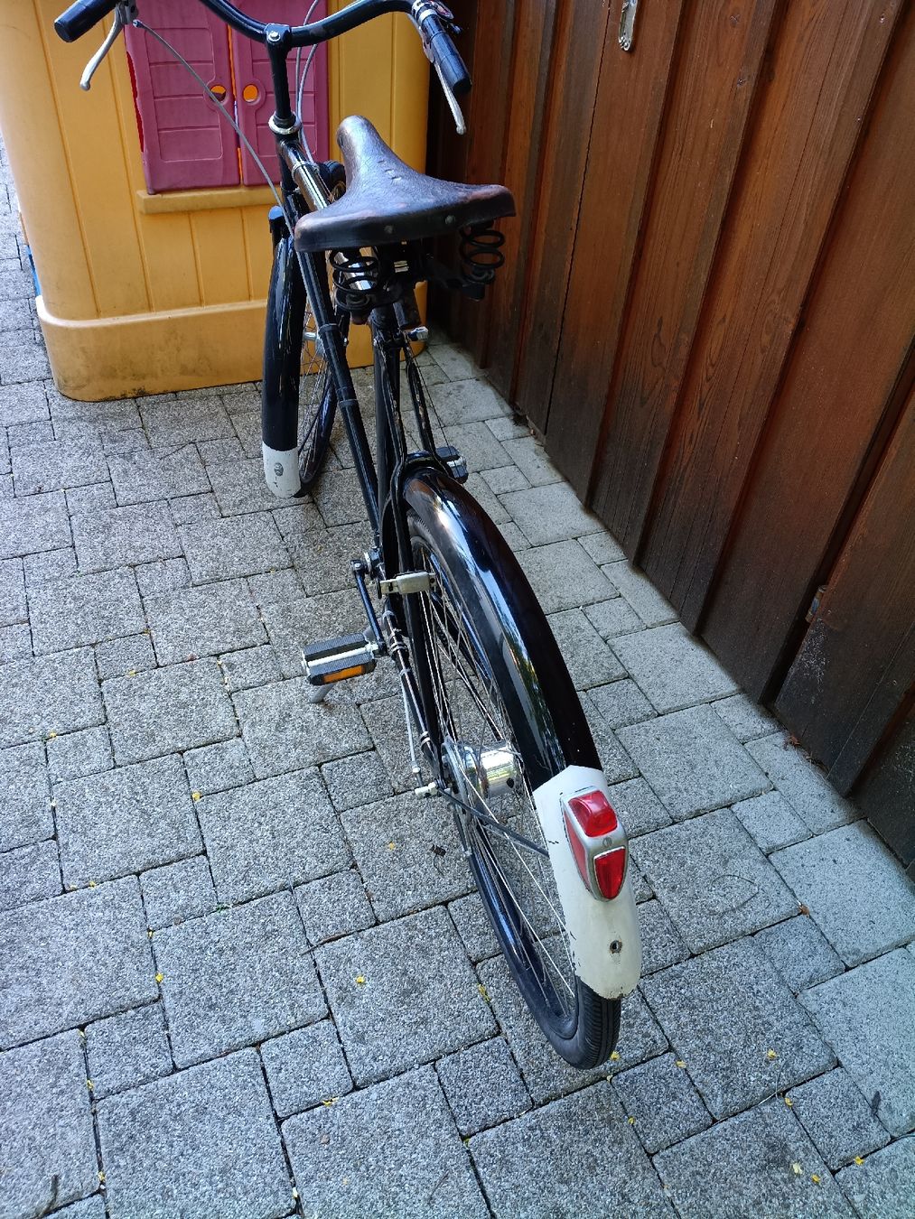 Pneumatici & Ruote complete: zwei gebrachte Militärvelo Pneus, – Usato da Ormalingen venduto da Farnsburg 4