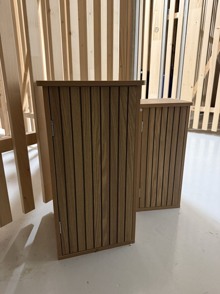 Commodes: Meuble deux caissons lamellé action – D'occasion à Delémont par Aurel28 1
