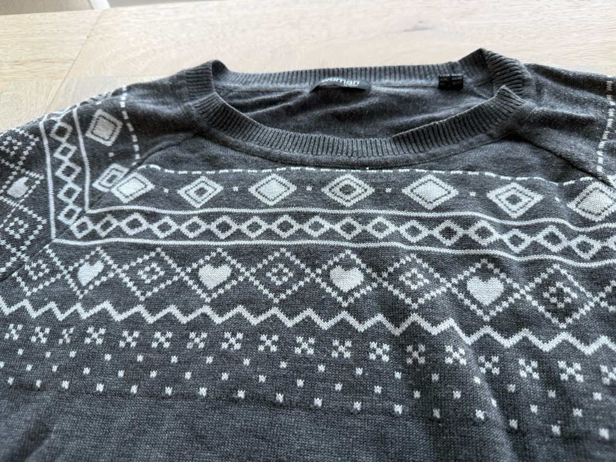 Maglioni & Felpe: Long Pullover Tchibo Ge. 44/46 – Usato da Eggenwil venduto da Lissi82 1