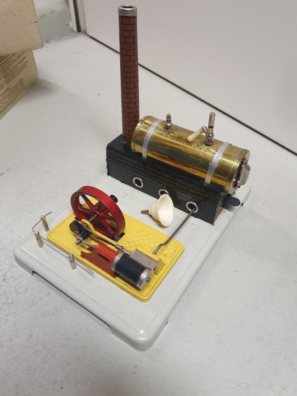Kit di modellismo & Modellini statici: Vintage Dampfmaschine – Usato da Herznach venduto da VwGolfer 1