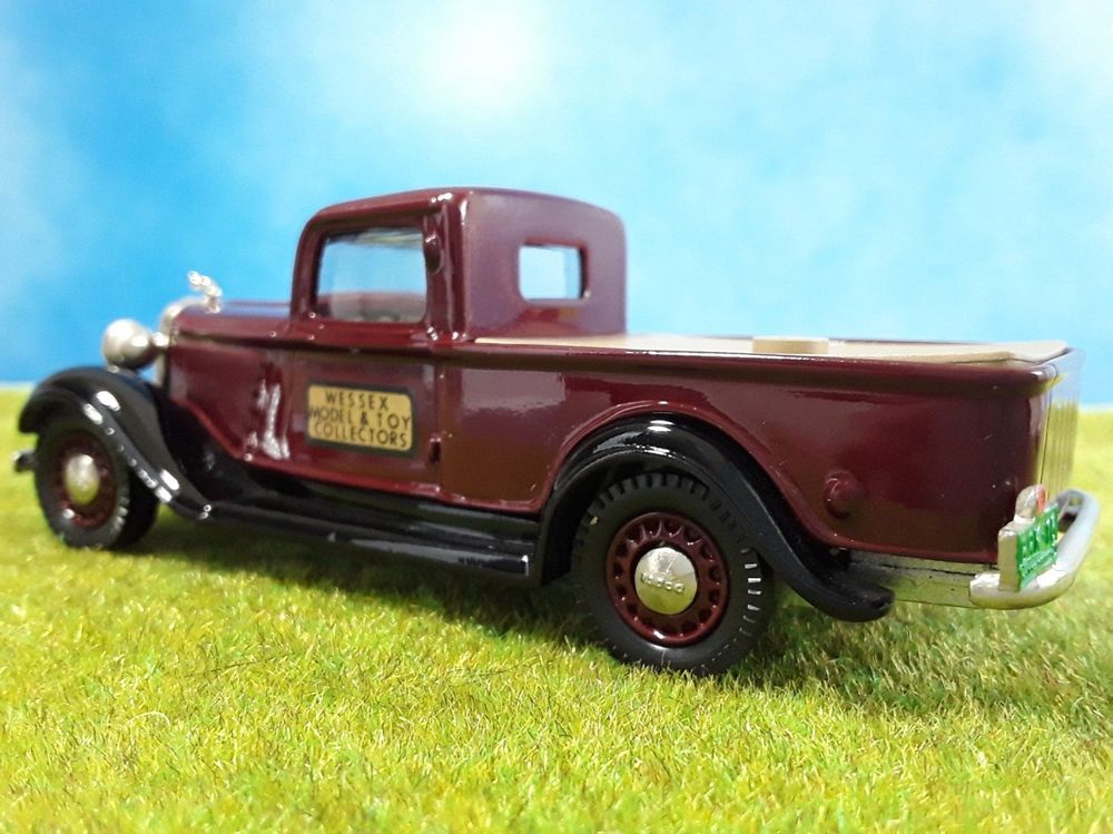 Brooklin 1/43 Scale BRK16 010 - 1935 Dodge Pick Up - A.T & T. 1 Of 400