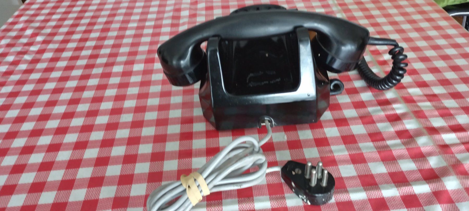 Telefoni: Tischtelefon – Usato da Liestal venduto da waeckerli 2