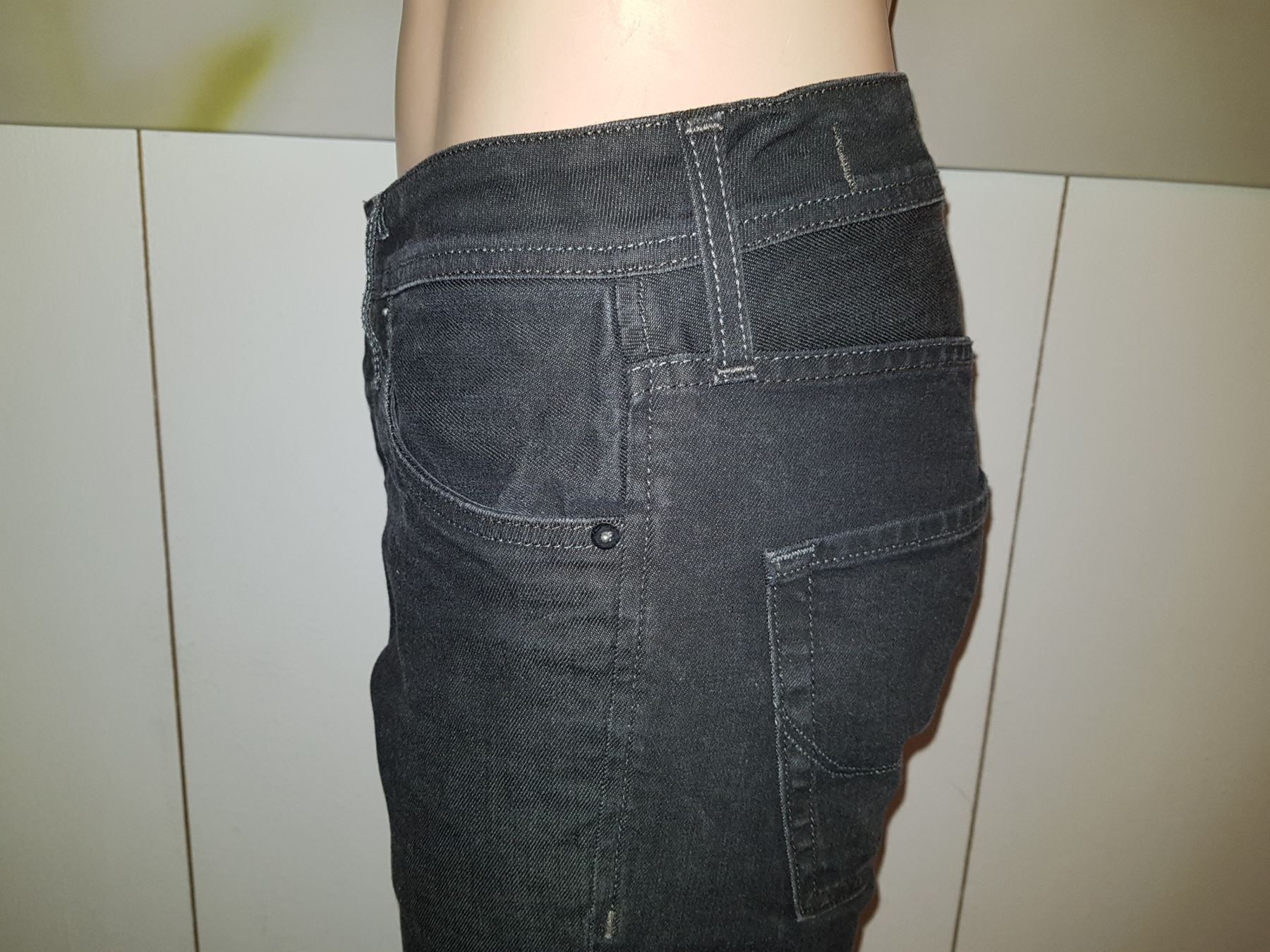 Jack & Jones Jeans: JACK & JONES Jeans taille / Grosse  S – Usato da Cossonay-ville venduto da Super-Price-Quality 3