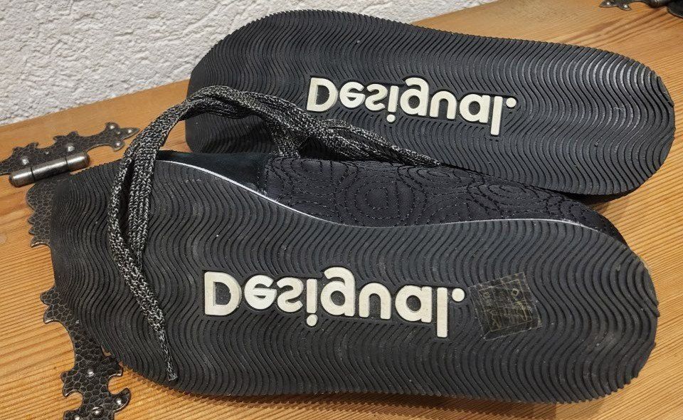 Scarpe da donna: Desigual Sneakers Gr.38 – Usato da Lindau venduto da Seepferd33 3