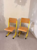 2er Set Vintage Schulstuhl in gelb, Stapelstühle für Kinder