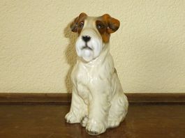 Terrier Porzellan Hundefigur sitzend