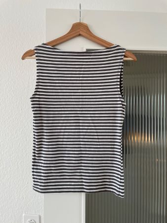 Ärmelloses Top von Weekday - M