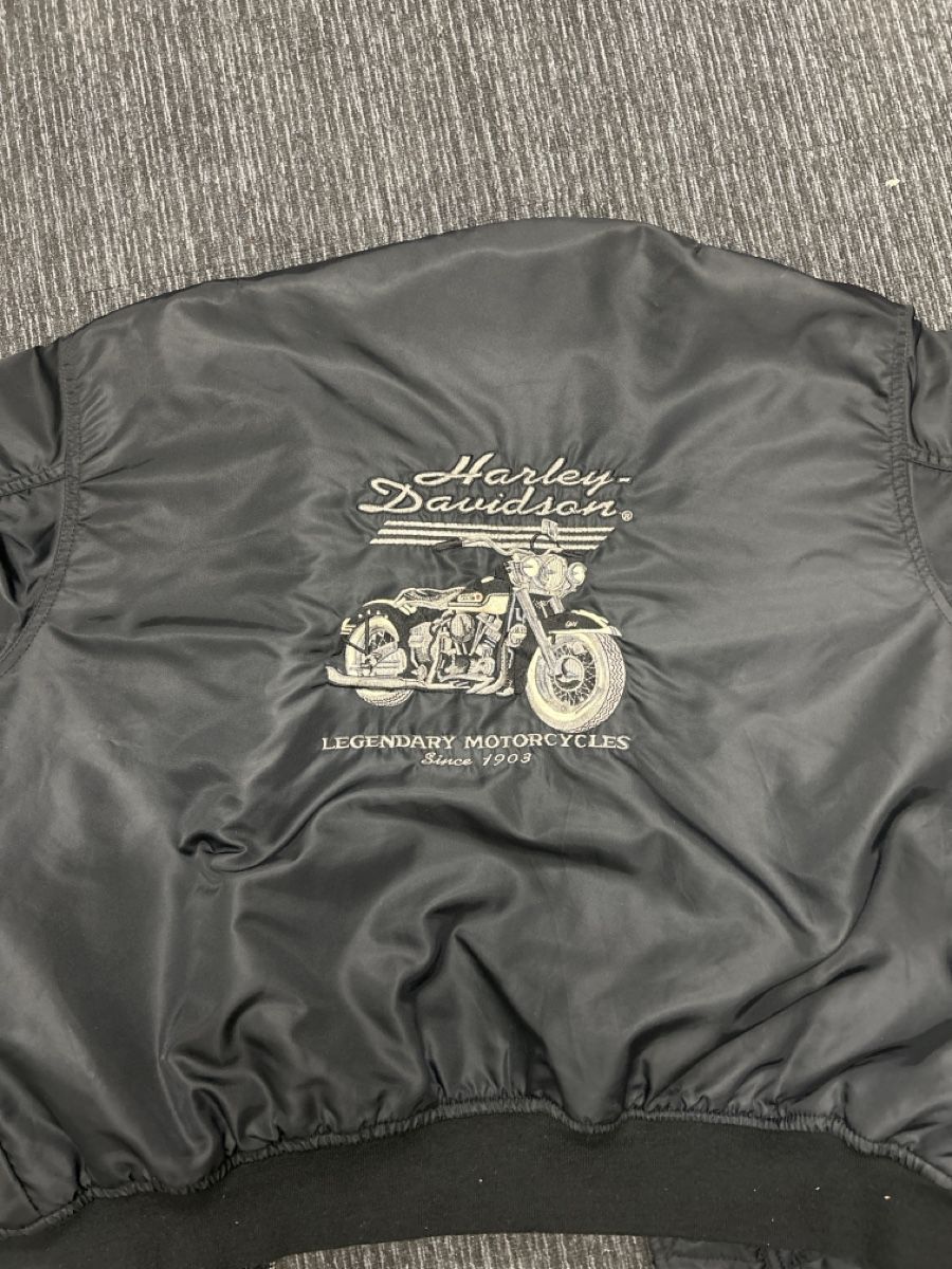 Harley-Davidson Jacken: Harley Davidson Bomberjacke – Gebraucht aus Münchenstein von Cello30 6