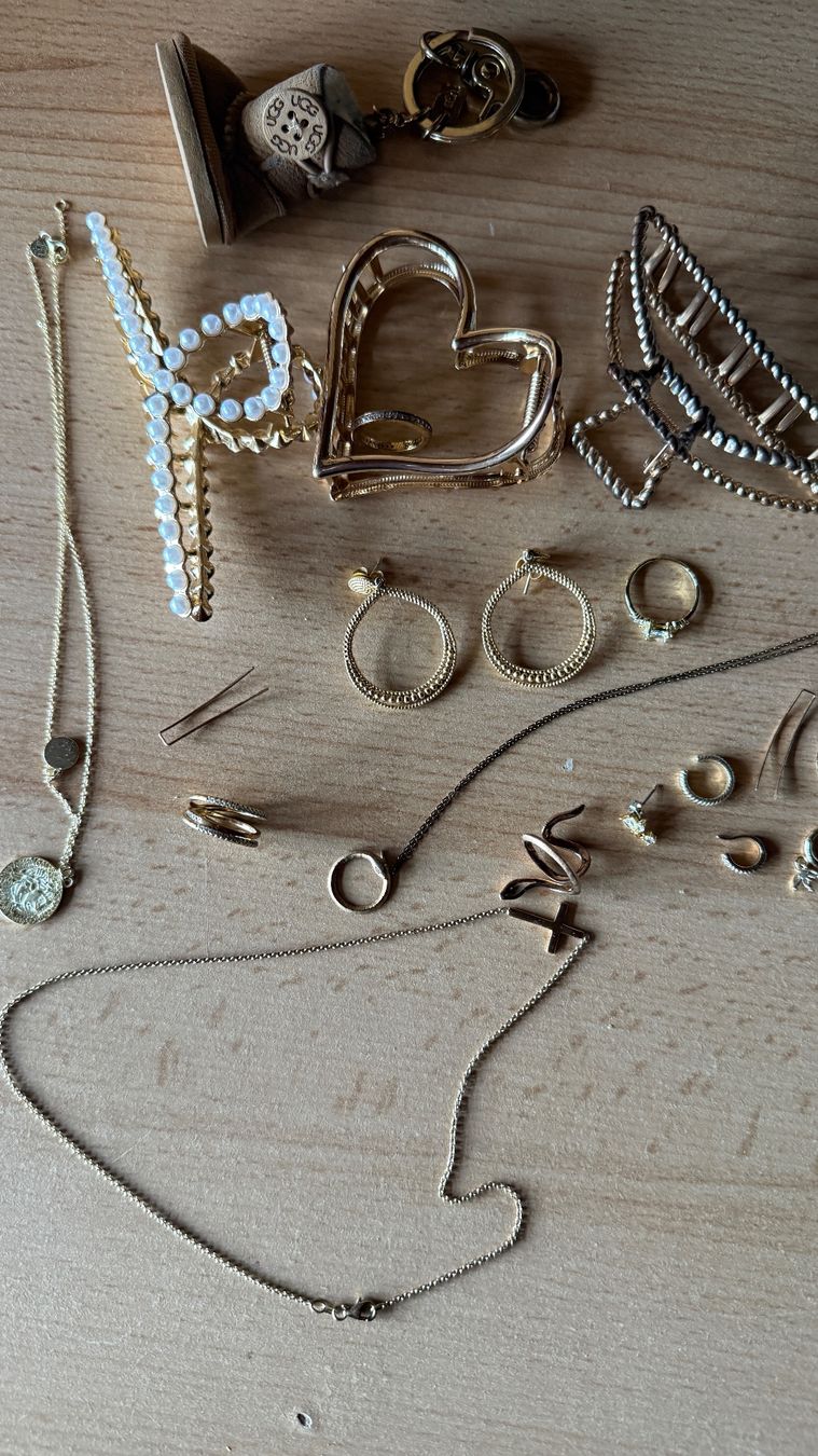 Accessoires pour cheveux: SCHMUCK – D'occasion à Weissbad par Gala84