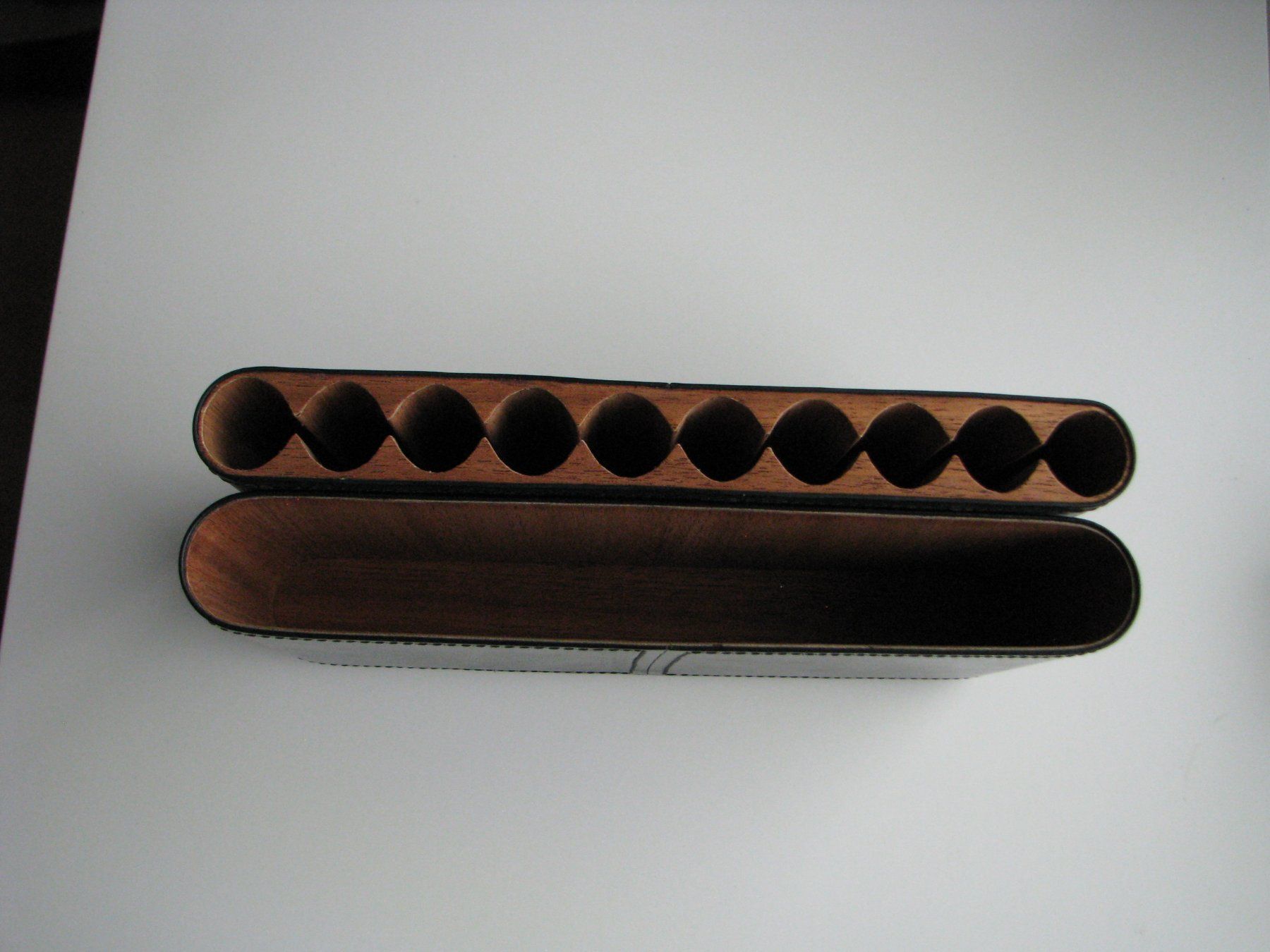 Humidor per sigari: Reisehumidor Leder Zigarrenetui 10er – Nuovo (secondo la descrizione) da Niederbipp venduto da Viti73 3