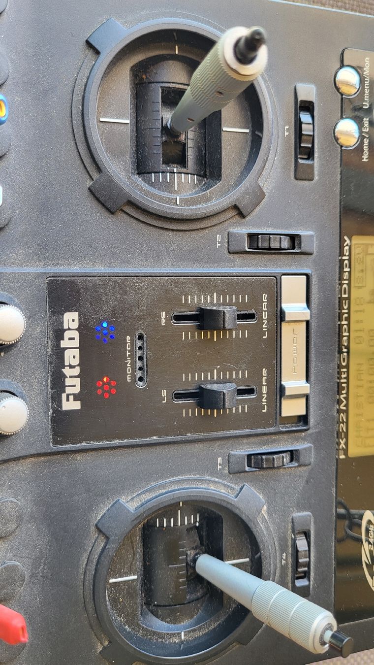 Futaba Telecomando: Futaba FX-22 FASSTest RC Sender – Usato da Seewis-Pardisla venduto da Bis 4