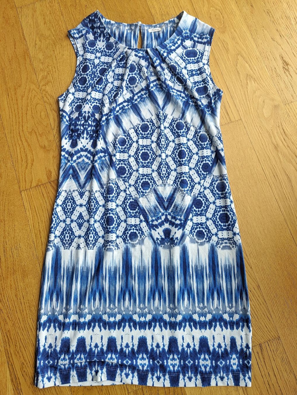 Kleider: Damen Kleid Grösse M / size 10 – Gebraucht aus Wallisellen von Taurusit
