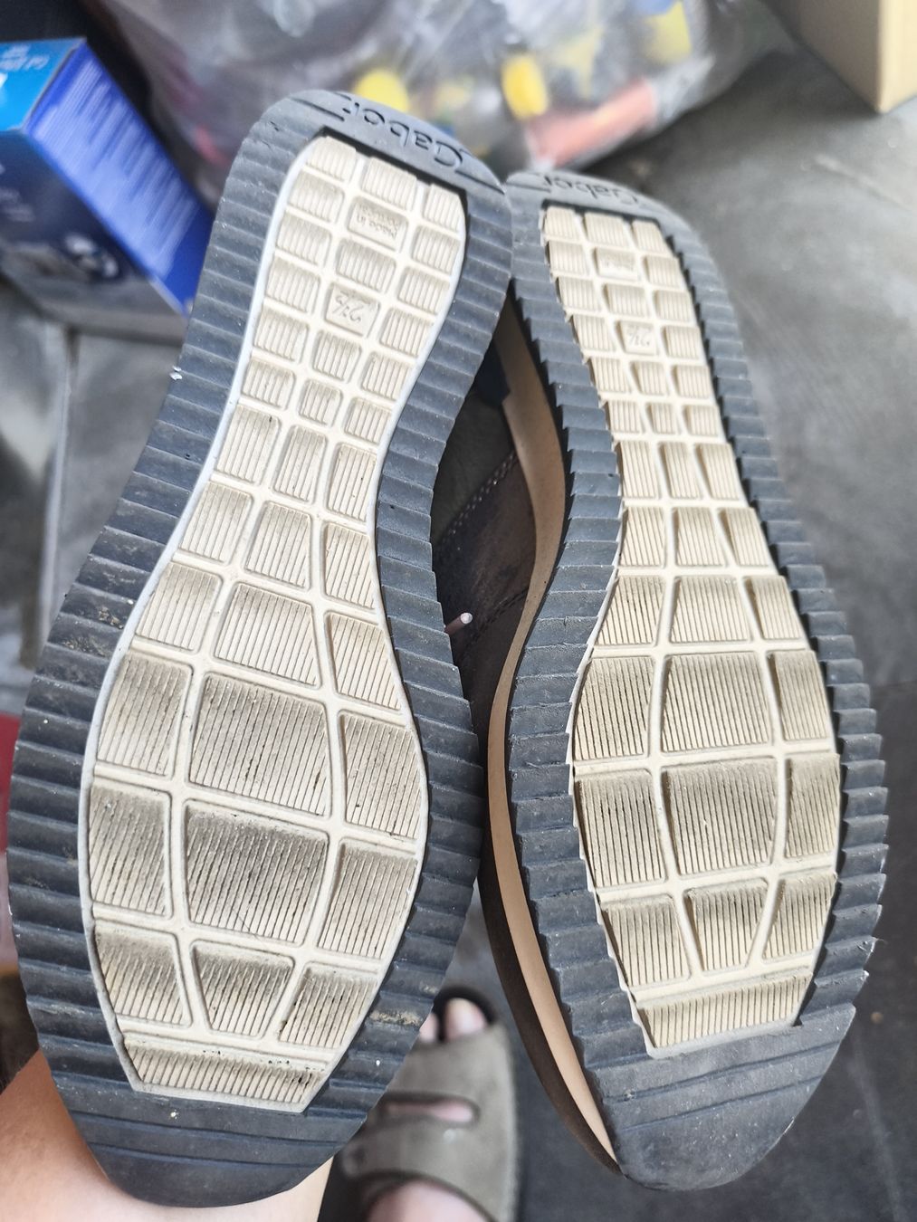 Gabor Scarpe da donna: Gabor Sneaker Grösse 2 1/2, top Zustand – Nuovo (secondo la descrizione) da Gettnau venduto da guerkli36 1