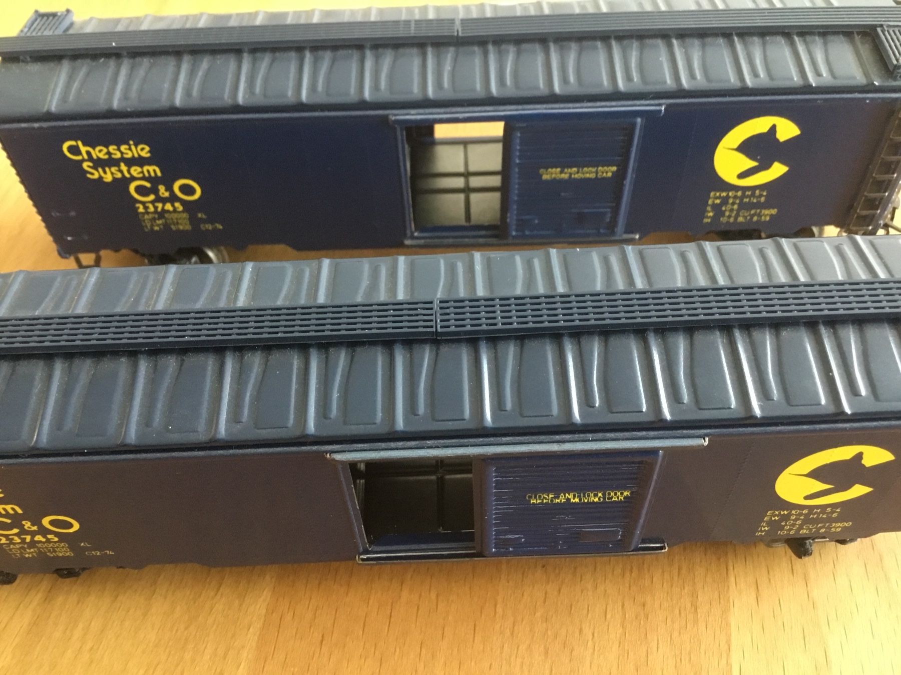 Märklin Modellini di ferrovie: Märklin H0 US Box-Car Chessie System – Usato da Kerzers venduto da Georges3210 5