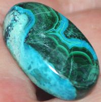 Cabochon L-1548 – Chrysokoll Malachit – 23x16mm