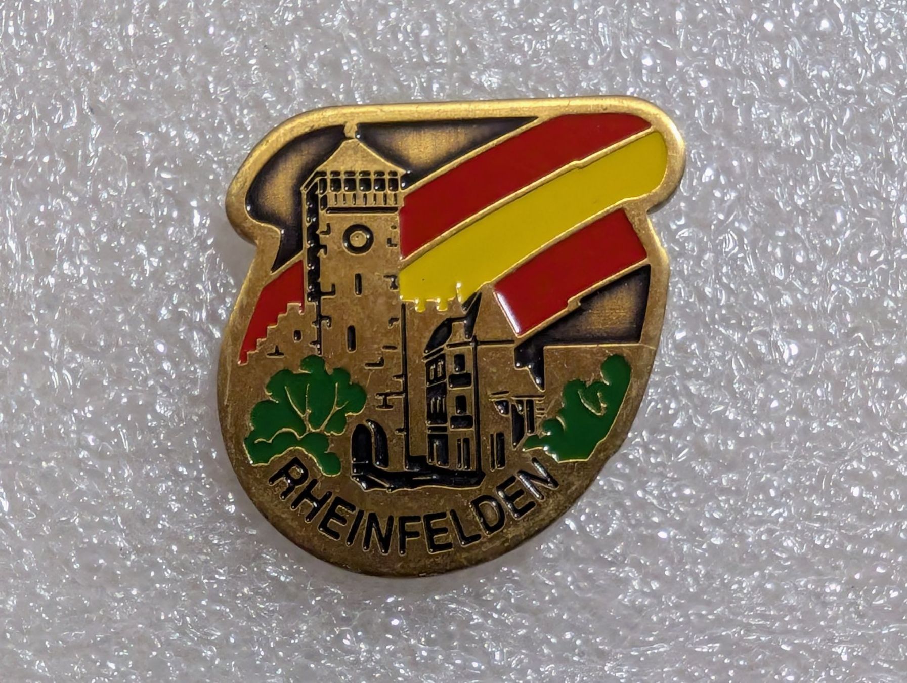 Plaketten & Abzeichen: Ansteckpin 240: Rheinfelden – Gebraucht aus Oppligen von Pin-Fall-Shop