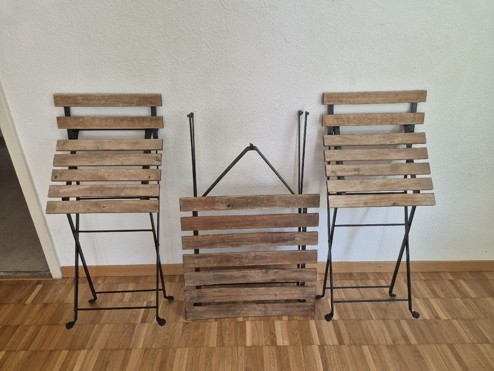Ikea Tische: schöner Balkontisch mit 2 Stühlen, Set von Ikea – Gebraucht aus Zürich von flo_7trs 5