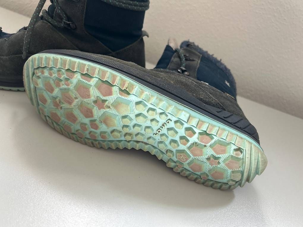 Scarpe per ragazze: Lowa Winterschuhe Mädchen Gr. 35 – Usato da Herisau venduto da knustine 1