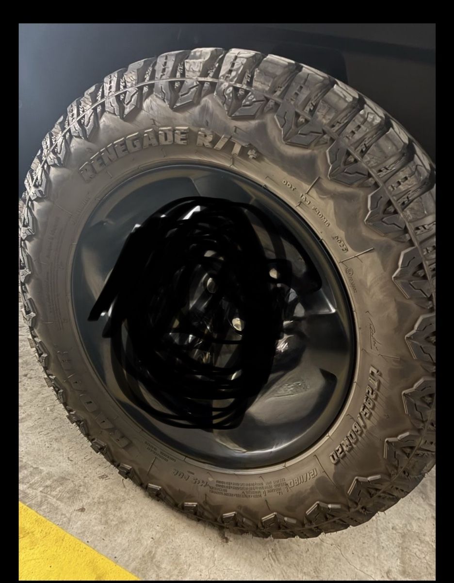 Pneumatici & Ruote complete: 295/60r20 Reifen – Usato da Hochfelden venduto da Nikosrs 6