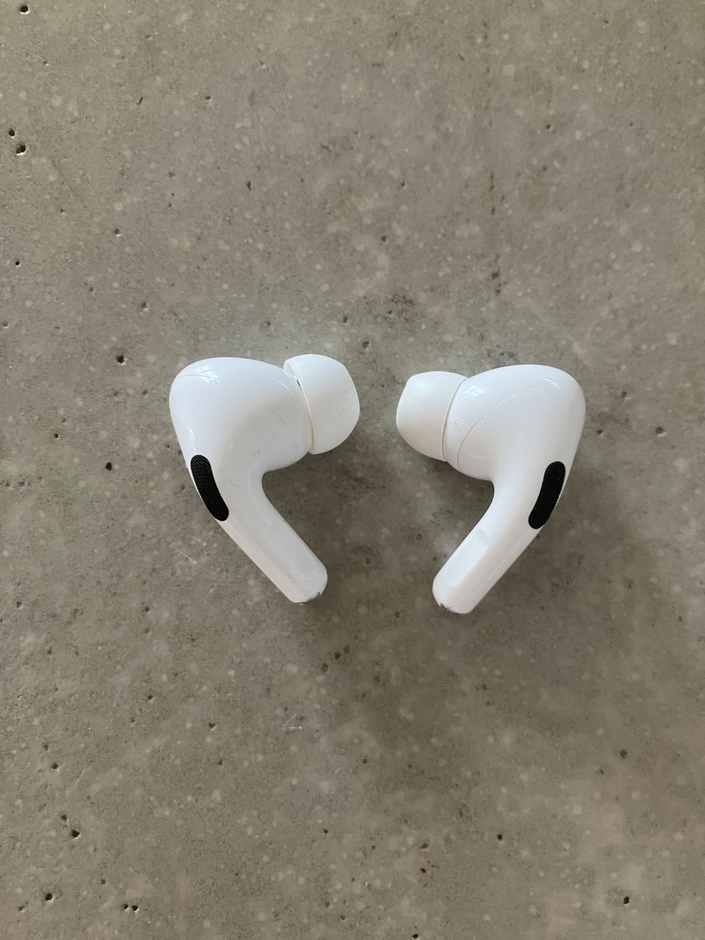 Apple Cuffie: APPLE Air Pods Pro 1 – Usato da Lausanne venduto da mr.v 6