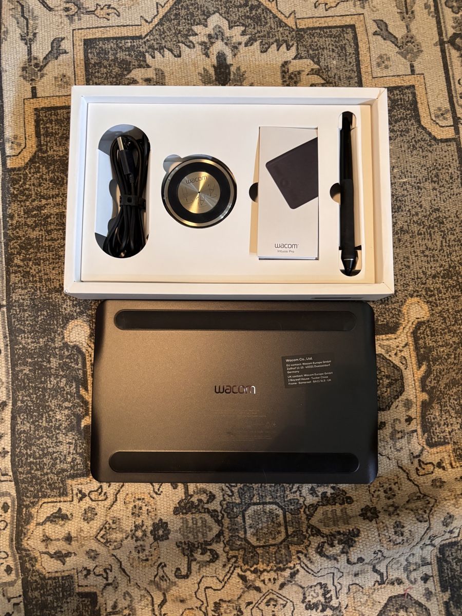 Wacom Tablet PC: Wacom Intuos Pro M Grafiktablett – Usato da Thalwil venduto da floh_biss161 1