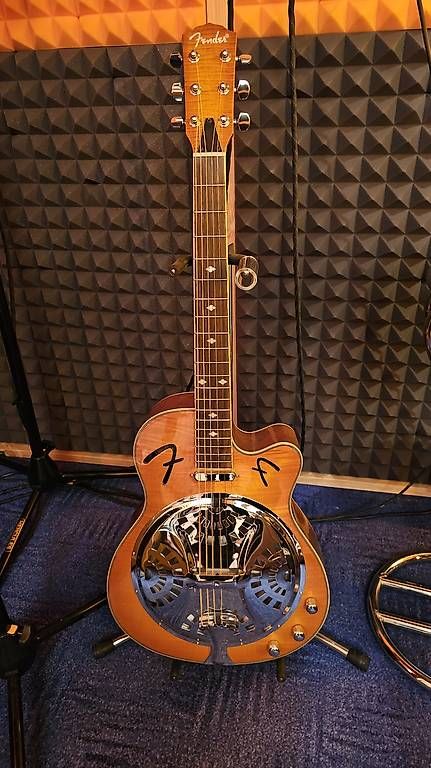 Fender Strumenti musicali: Fender Resonator Guitarre – Usato da Fislisbach venduto da rje_28s6 2