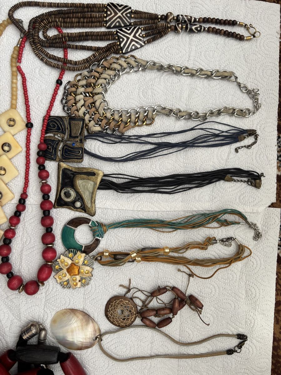 Catenine: Bijoux lot – Usato da Confignon venduto da Second_Hand_Ch 1