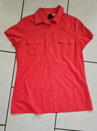 Bluse Farbe: Himbeer / Marke B.C. / Gr. 40