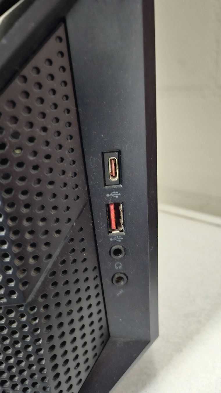 Acer PC: Gaming PC Acer Predator Orion 3000 Intel Core i7  – Usato da Bülach venduto da ane_yn2b 1