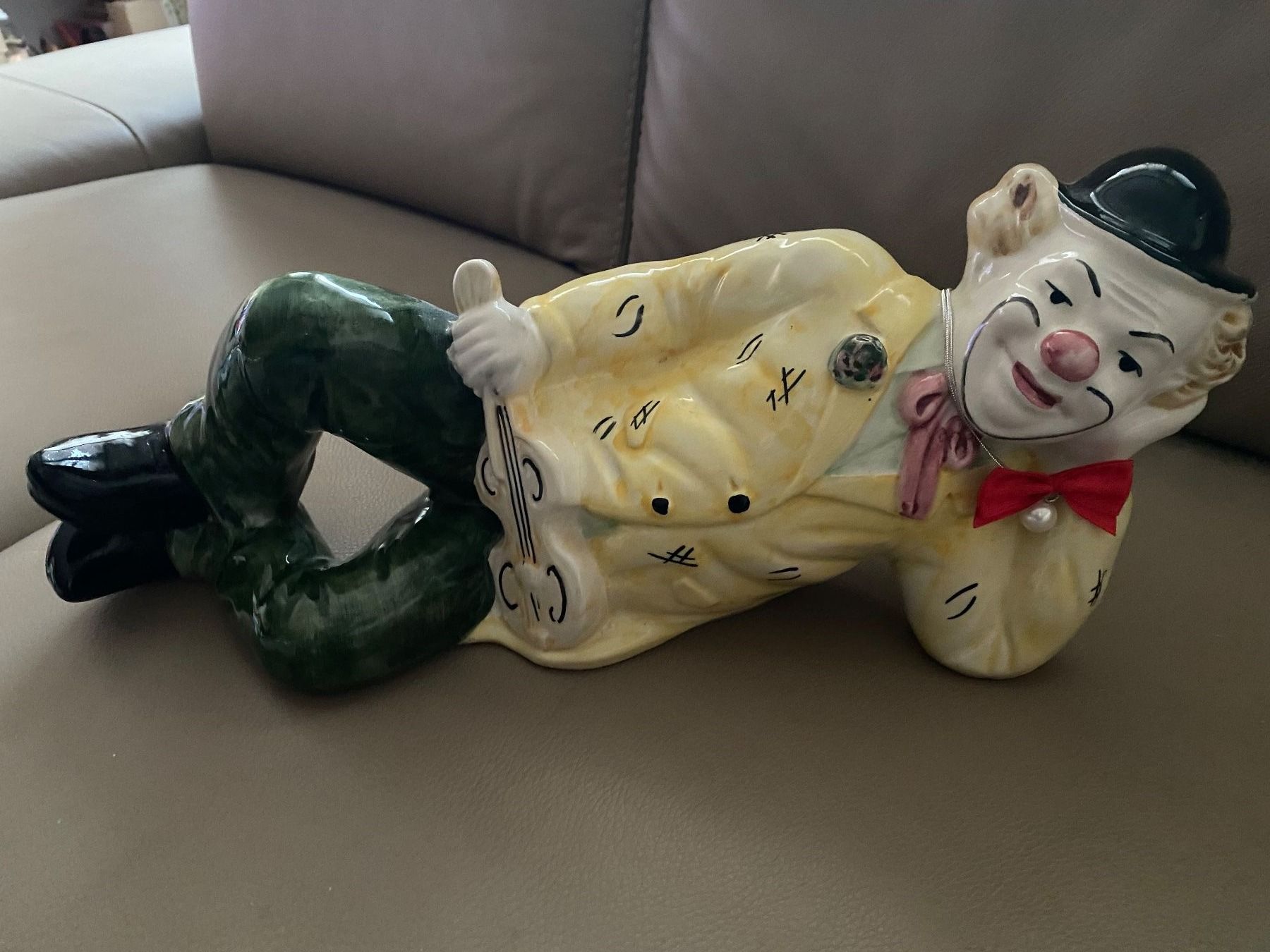 Figuren: Lustige Clown Keramikfigur, 42cm lang – Gebraucht aus Neftenbach von Rose40 6