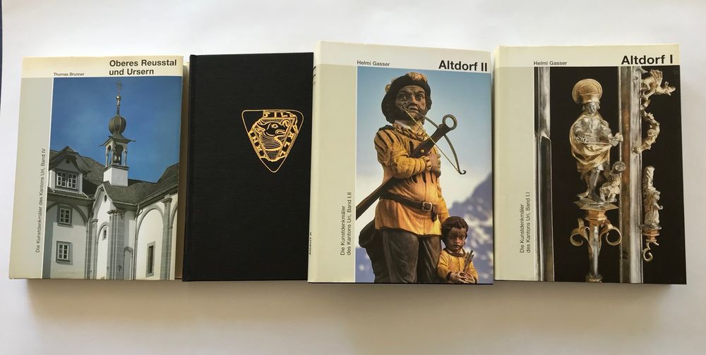 Die Kunstdenkmäler des Kantons Uri. Band I.I, I.II, II + IV 2