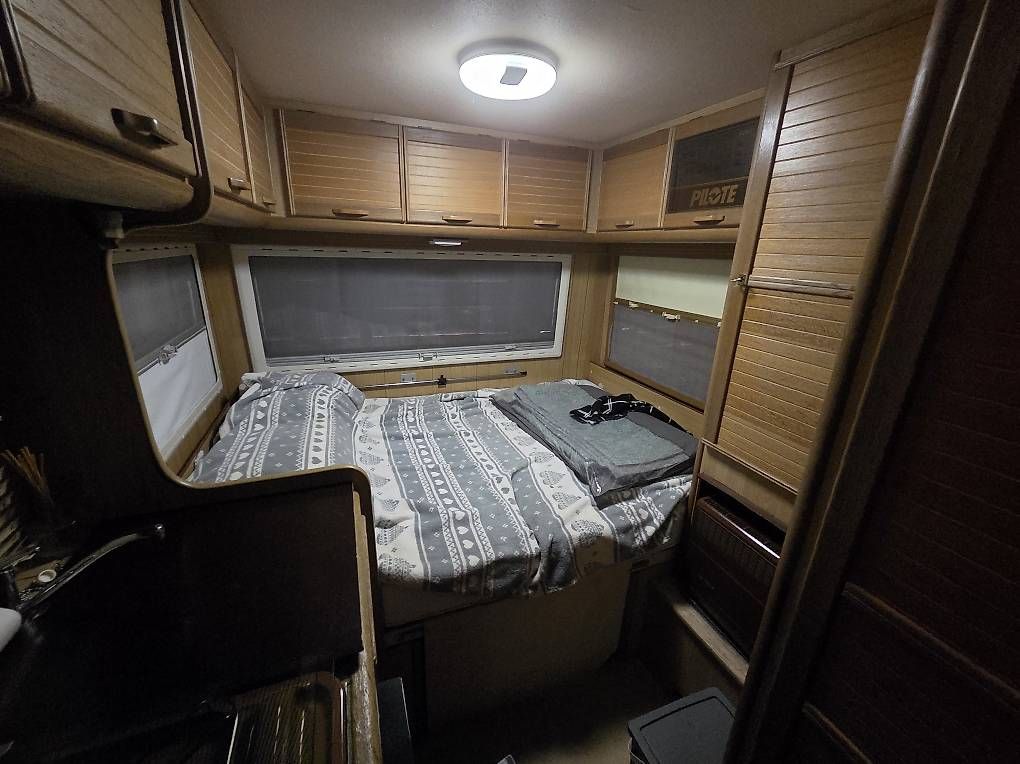 Veicoli da campeggio: Bus Camping  – Usato da Chavornay venduto da Jolabricole 4