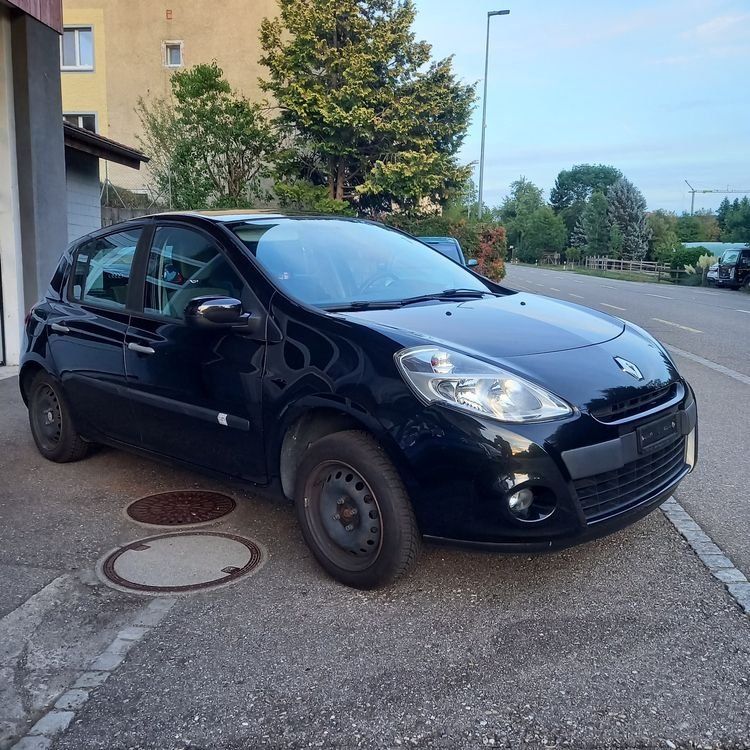 Renault Automobili: Renault Clio 1.2 neu ab MFK – Usato da Bözen venduto da Nick730 2